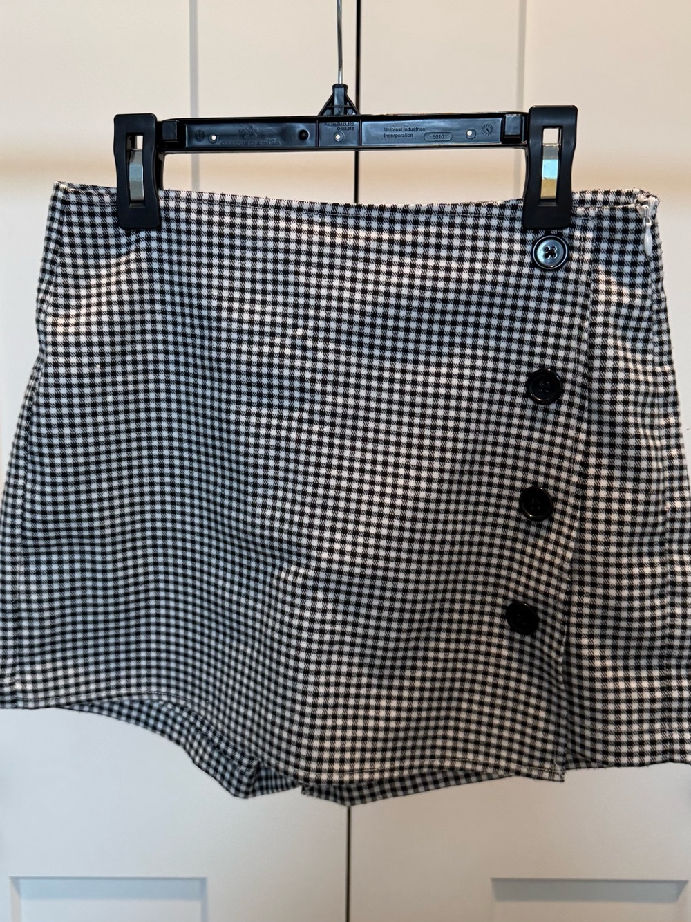 Kendall & Kylie Black and White Gingham Button Mini Skort